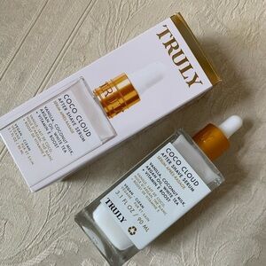 TRULY Beauty Coco Cloud Body Serum BNIB